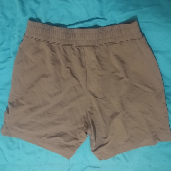 Universal Standard Classic Terry Sweatshorts 2XS=M olive green sweat shorts NWT - Picture 7 of 9